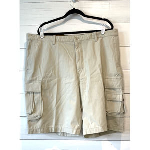 NWT Mens IZOD Antique Wash Utility Cargo Shorts Size 42 Flat Front Beige
